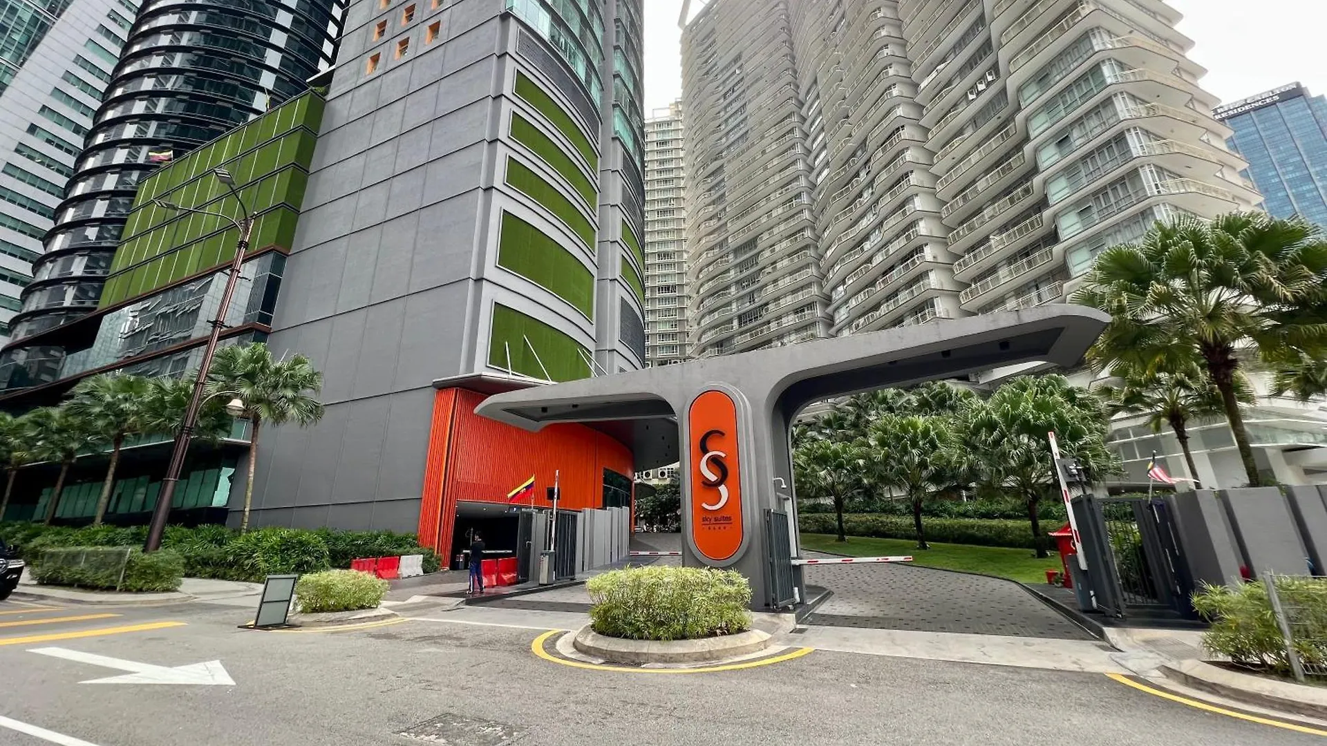 Sky Suites Central 2Br Suite Klcc View Kuala Lumpur Malaysia